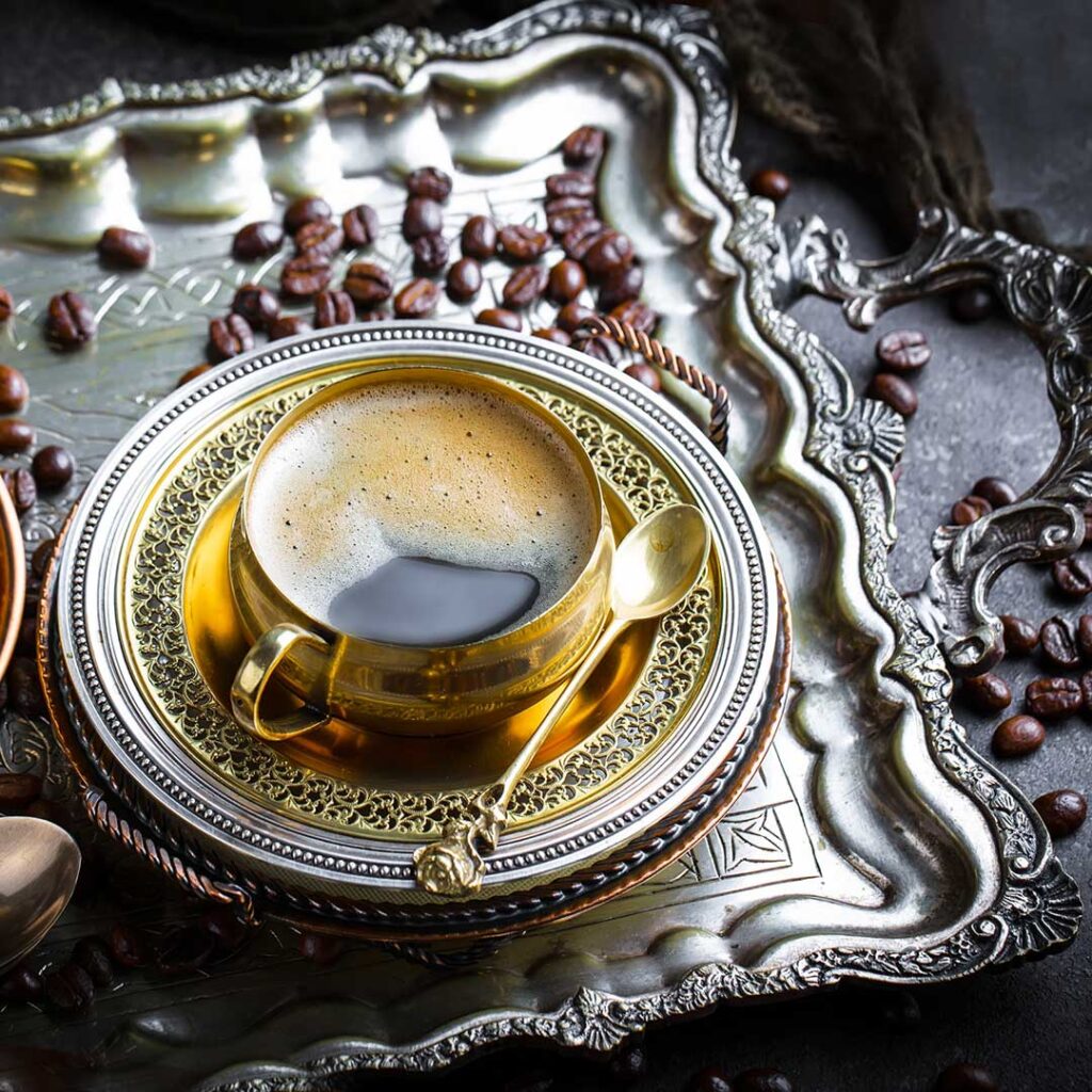 ظروف نقره و حس لوکس