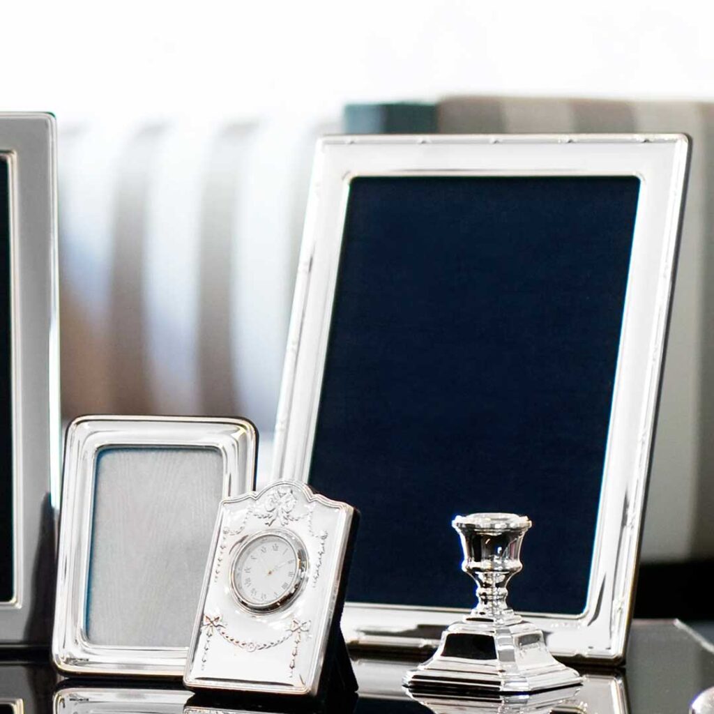 قاب عکس نقره و اهمیت آن در دکوراسیون