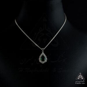 آویز اشکی